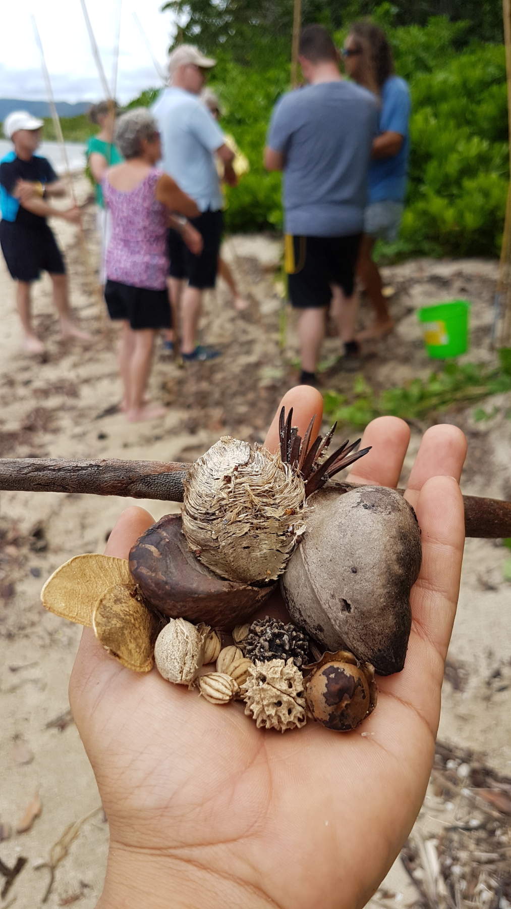 CALL +61 7 4047 9076